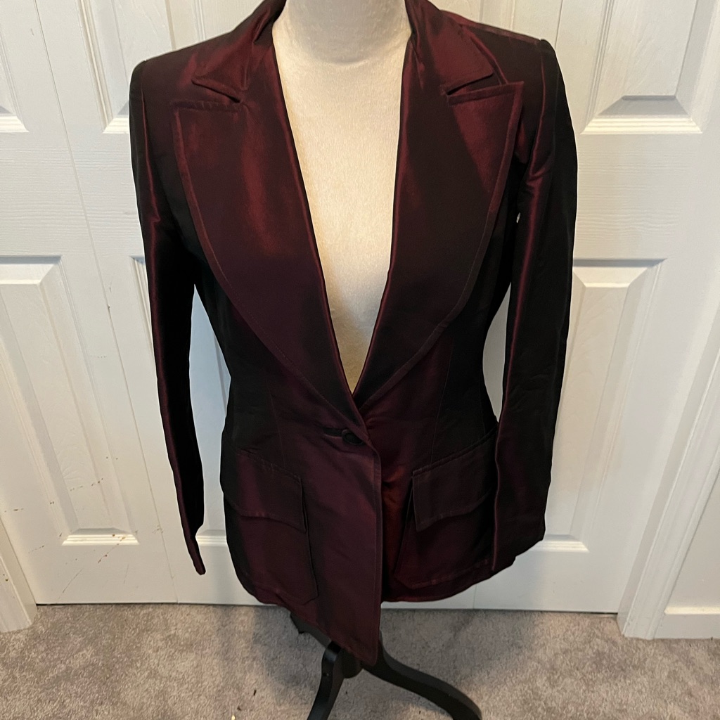 Elegant Burgundy Women's Blazer By Bestini Size M